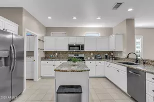 16765 W Sabino Canyon Ln, Surprise, AZ 85387 - Photo 9