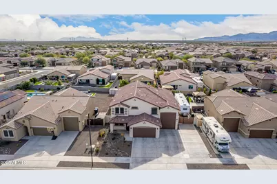 18409 W Robin Lane, Surprise, AZ 85387 - Photo 61