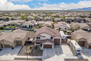 18409 W Robin Ln, Surprise, AZ 85387 - Photo 61