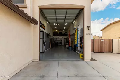 18409 W Robin Lane, Surprise, AZ 85387 - Photo 45