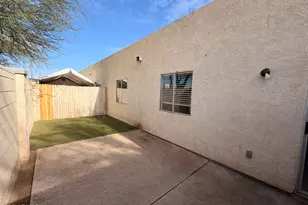 6527 N 67th Ave, Glendale, AZ 85301 - Photo 17