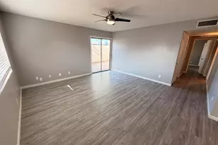 6527 N 67th Ave, Glendale, AZ 85301 - Photo 3