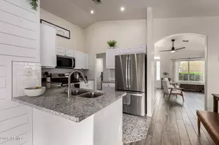 1181 E Jupiter Pl, Chandler, AZ 85225 - Photo 7