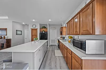 10524 S 205th Avenue, Buckeye, AZ 85326 - Photo 13