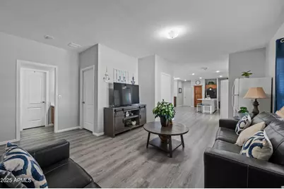 10524 S 205th Avenue, Buckeye, AZ 85326 - Photo 3