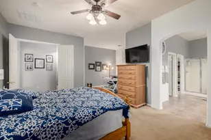 8796 W Frier Dr, Glendale, AZ 85305 - Photo 17