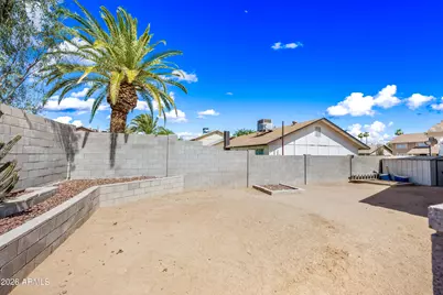 4136 W Hearn Road, Phoenix, AZ 85053 - Photo 25