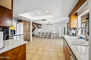 4136 W Hearn Rd, Phoenix, AZ 85053 - Photo 11