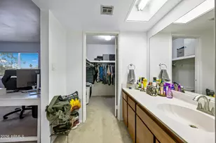 4136 W Hearn Rd, Phoenix, AZ 85053 - Photo 39