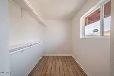 152 E Hampton Avenue, Mesa, AZ 85210 - Photo 9