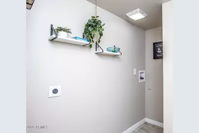 7939 W Shaw Butte Drive, Peoria, AZ 85345 - Photo 25