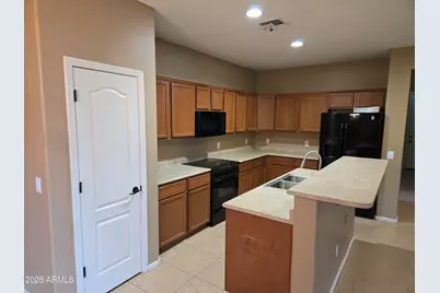 15453 W Jenan Drive, Surprise, AZ 85379 - Photo 5