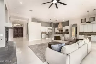 8606 S 30th St, Phoenix, AZ 85042 - Photo 7