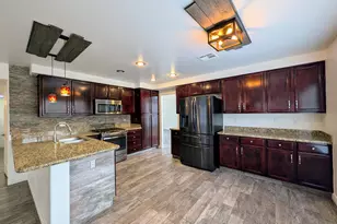 1836 E Aspen Way, Gilbert, AZ 85234 - Photo 17