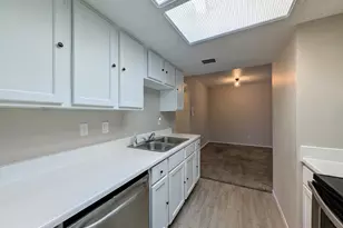 4211 E Palm Ln, Phoenix, AZ 85008 - Photo 15