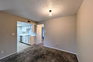 4211 E Palm Ln, Phoenix, AZ 85008 - Photo 11