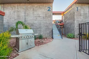 1225 E Medlock Dr, Phoenix, AZ 85014 - Photo 25