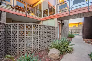 1225 E Medlock Dr, Phoenix, AZ 85014 - Photo 3