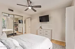 1225 E Medlock Dr, Phoenix, AZ 85014 - Photo 15