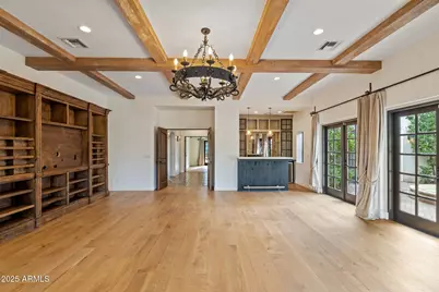 135 E Maryland Avenue, Phoenix, AZ 85012 - Photo 29