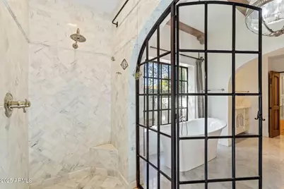 135 E Maryland Avenue, Phoenix, AZ 85012 - Photo 41