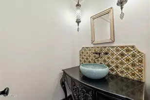 135 E Maryland Ave, Phoenix, AZ 85012 - Photo 45