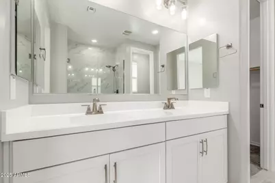 737 E Betsy Lane, Gilbert, AZ 85296 - Photo 15