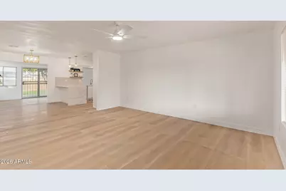 9232 N 110th Avenue, Sun City, AZ 85351 - Photo 3