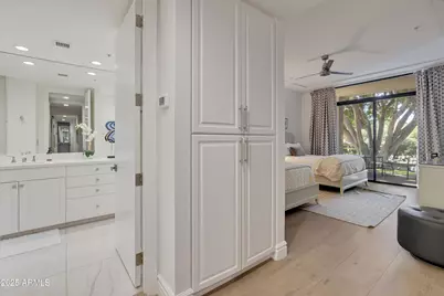 2802 E Camino Acequia Drive #69, Phoenix, AZ 85016 - Photo 19