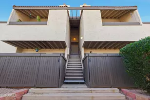 2938 N 61st Pl, Scottsdale, AZ 85251 - Photo 1