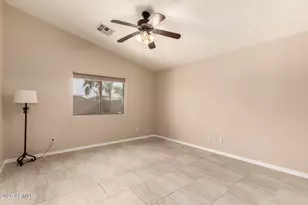 5609 S 31st Dr, Phoenix, AZ 85041 - Photo 15