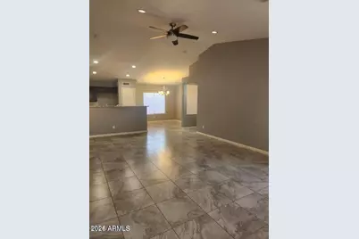 11954 W Holly Street, Avondale, AZ 85392 - Photo 5