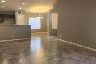 11954 W Holly St, Avondale, AZ 85392 - Photo 5