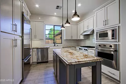 18650 N Thompson Peak Parkway #1052, Scottsdale, AZ 85255 - Photo 9