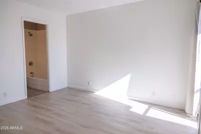 1450 E Bethany Home Road #31, Phoenix, AZ 85014 - Photo 9