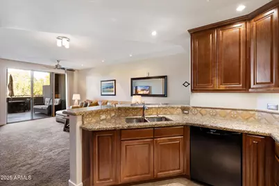 15802 N 71st Street #203, Scottsdale, AZ 85254 - Photo 9