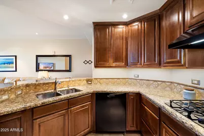 15802 N 71st Street #203, Scottsdale, AZ 85254 - Photo 7