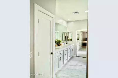 3337 W Thoreau Lane, Anthem, AZ 85086 - Photo 23