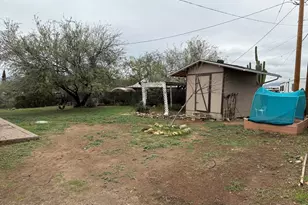 34351 S Vladimir St, Black Canyon City, AZ 85324 - Photo 23