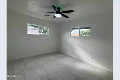 8045 N 29th Avenue, Phoenix, AZ 85051 - Photo 7