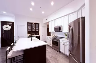 11000 N 77th Pl, Scottsdale, AZ 85260 - Photo 1