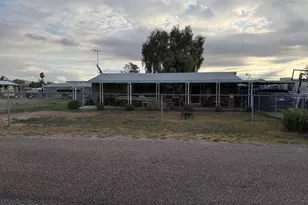 10529 N Hillside Dr, Casa Grande, AZ 85122 - Photo 1