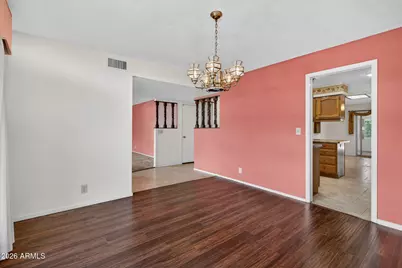 4719 E Flossmoor Circle, Mesa, AZ 85206 - Photo 7