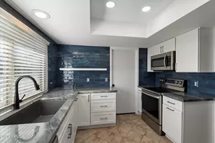 33 Leisure World, Mesa, AZ 85206 - Photo 7