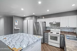 9618 N 66th Dr, Glendale, AZ 85302 - Photo 11