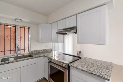 4625 W Thomas Road #112, Phoenix, AZ 85031 - Photo 9