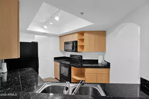 5104 N 32nd St, Phoenix, AZ 85018 - Photo 9