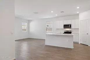 25300 N 184th Ln, Wittmann, AZ 85361 - Photo 5