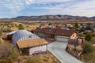 18467 S Niblick Dr, Peeples Valley, AZ 86332 - Photo 3