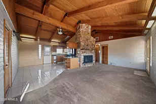 18467 S Niblick Dr, Peeples Valley, AZ 86332 - Photo 5